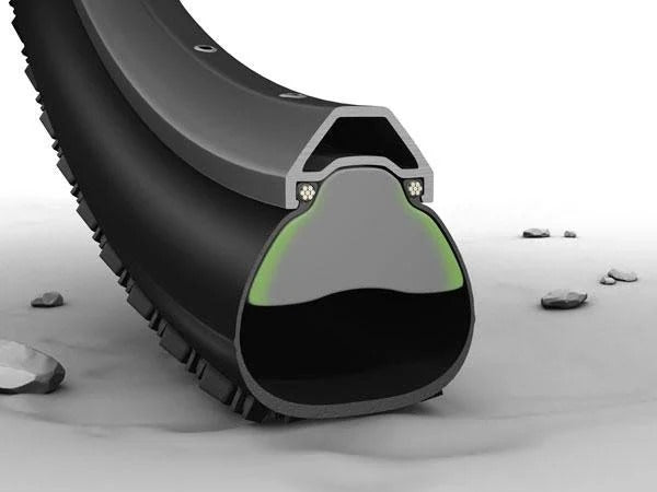 Couch Core: Protección Inquebrantable para tu Aventura en Bicicleta de Montaña